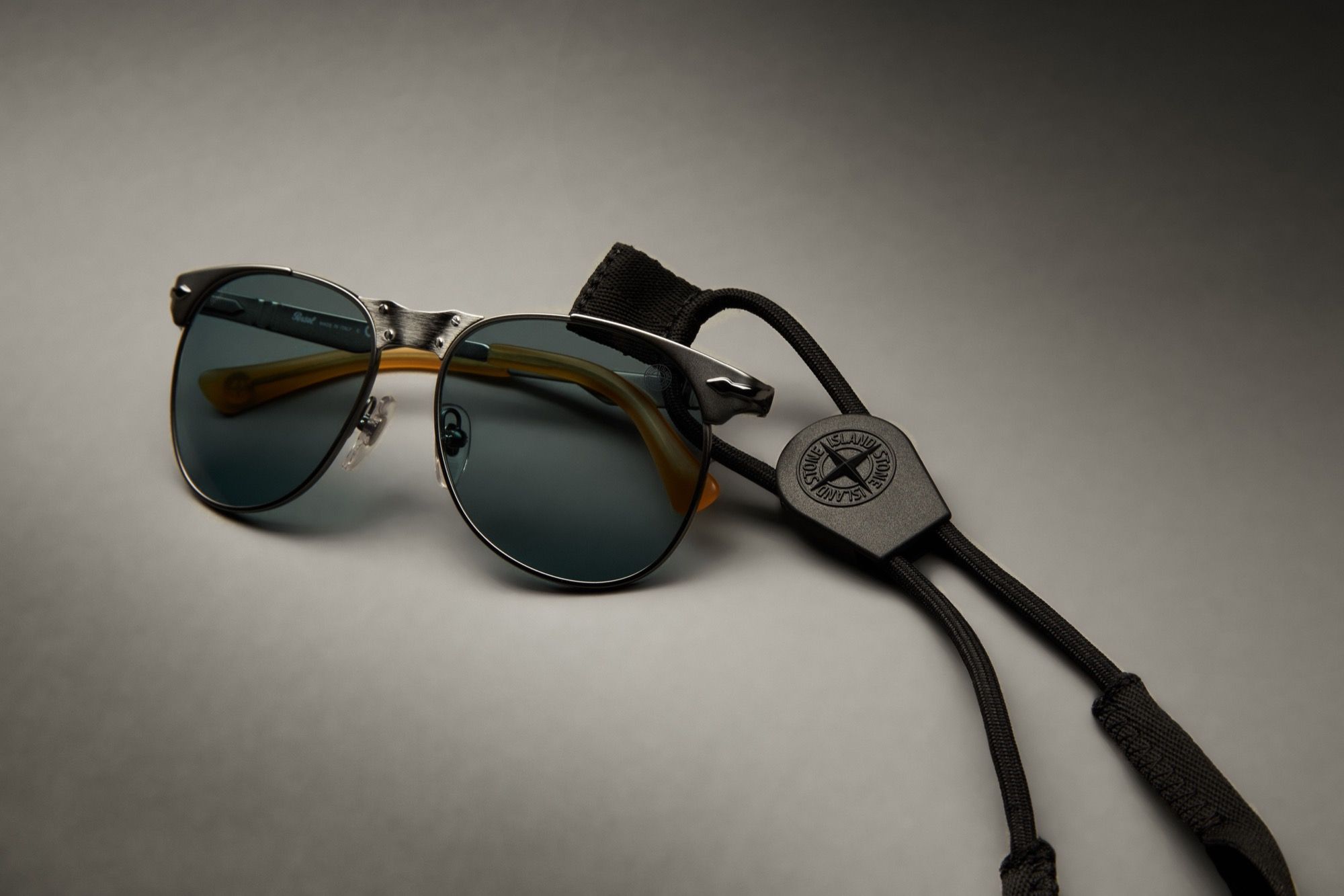 Persol 