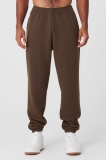 Alo Yoga Cuffed Nerown Heavy Weight Sweatpant - Espresso
