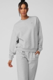 Alo Yoga Accolade Crew Neck Pullover - Athletic Heather Grey