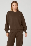 Alo Yoga Accolade Crew Neck Pullover - Espresso