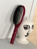 La Bonne Brosse N.02 The Essential Do It All Brush - Cherry Red Brush